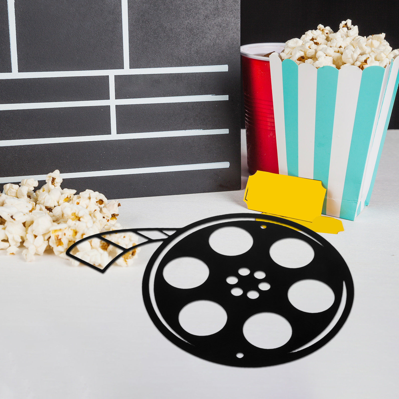 Film Reel Wall Decor Metal Ret - Home Cinema Films 评论和价格